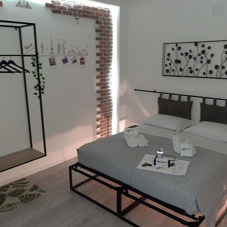 Bed and breakfast Dame Crotone Extérieur photo