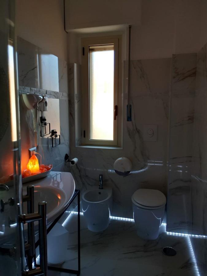 Bed and breakfast Dame Crotone Extérieur photo