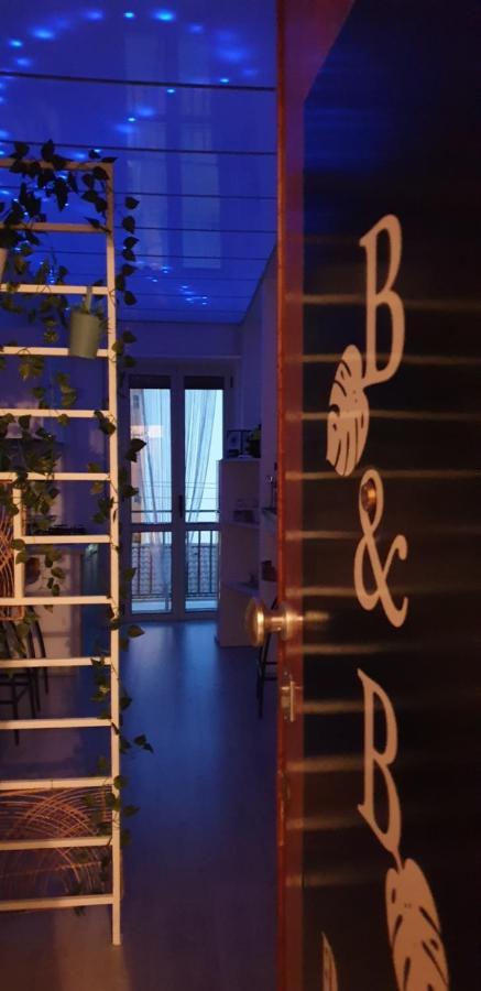 Bed and breakfast Dame Crotone Extérieur photo